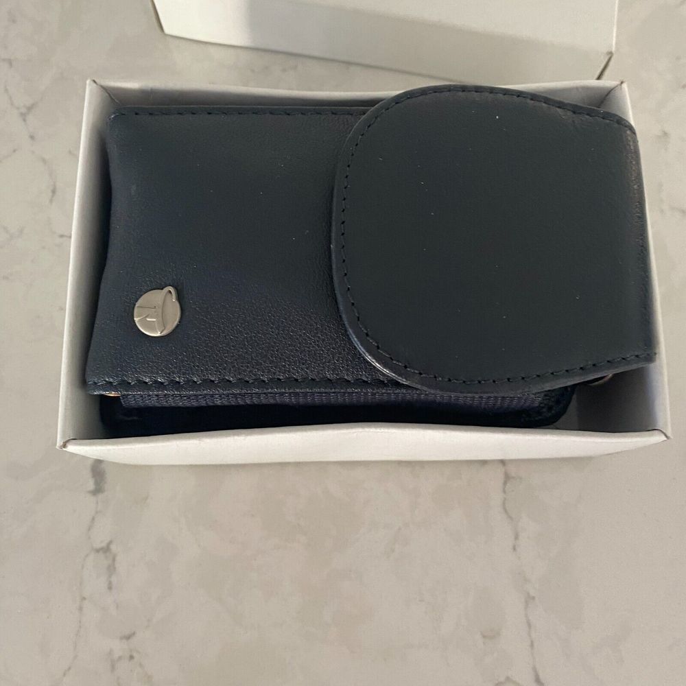 Travelon Leather Magnetic Flap Closure‎ Phone Case & Credit Card Holder Wallet